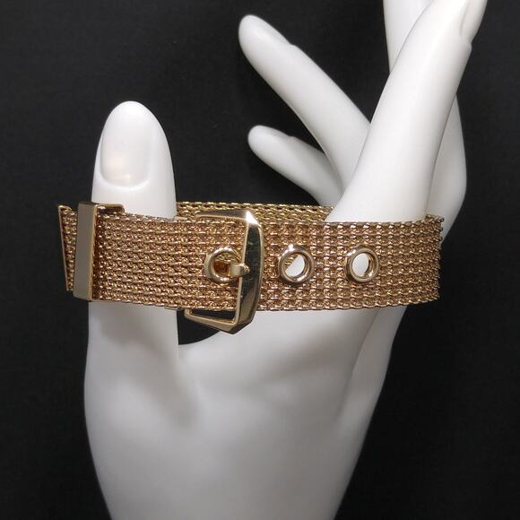 Vintage Avon Mesh Bracelet, Belt Buckle Style, 1970s, Gold Tone - Picture 2 of 10